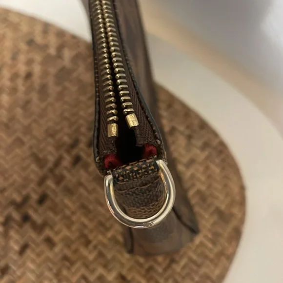 Louis Vuitton Pochette Accessoires Damier - Picture 6 of 17